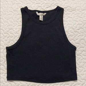 Black Sleeveless Crop Top